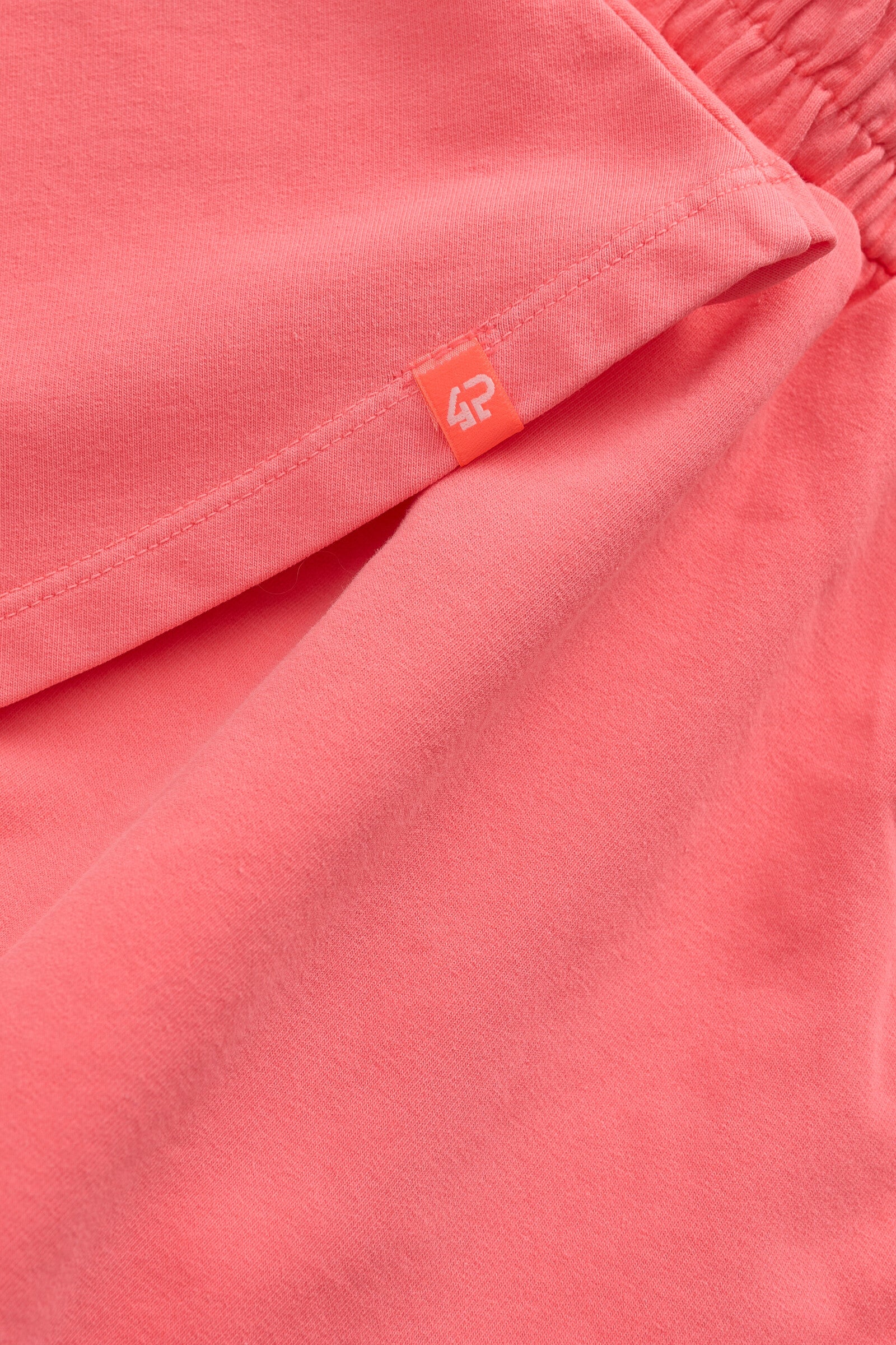 Rifka Mid red fluor