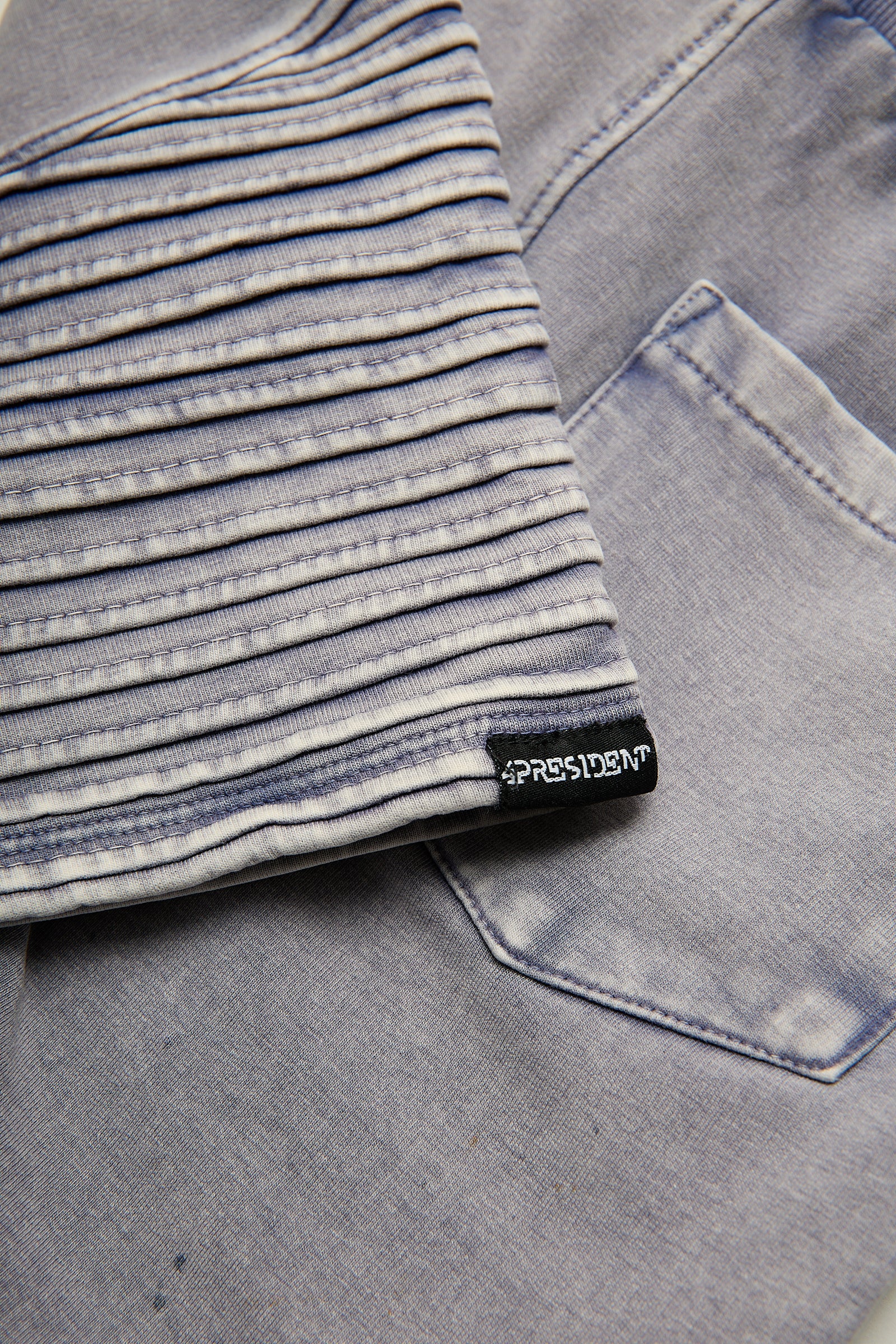 Alexander Light Blue