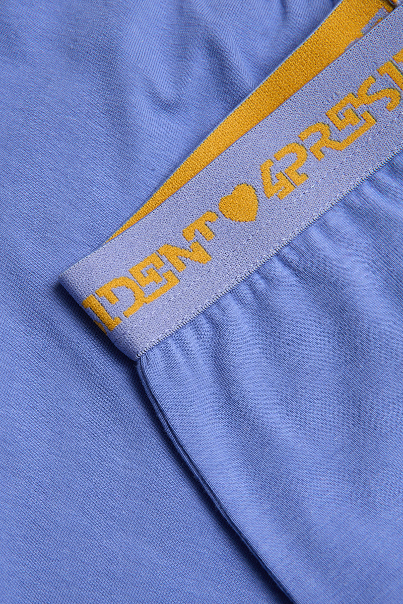 Nomi Blue