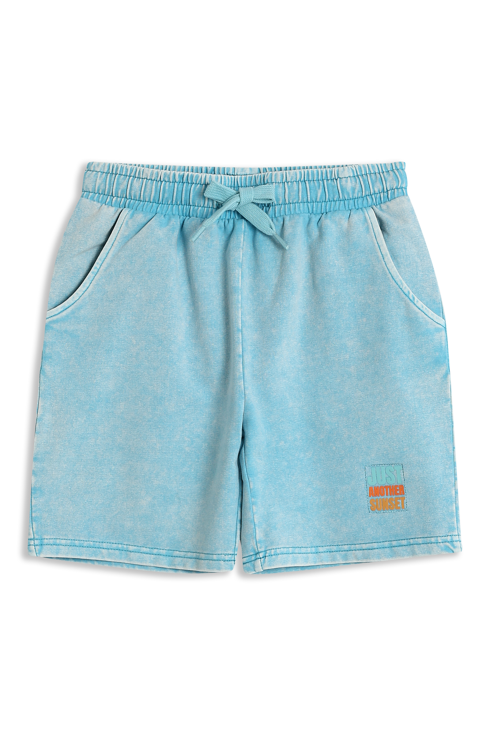 Oliver Light Blue