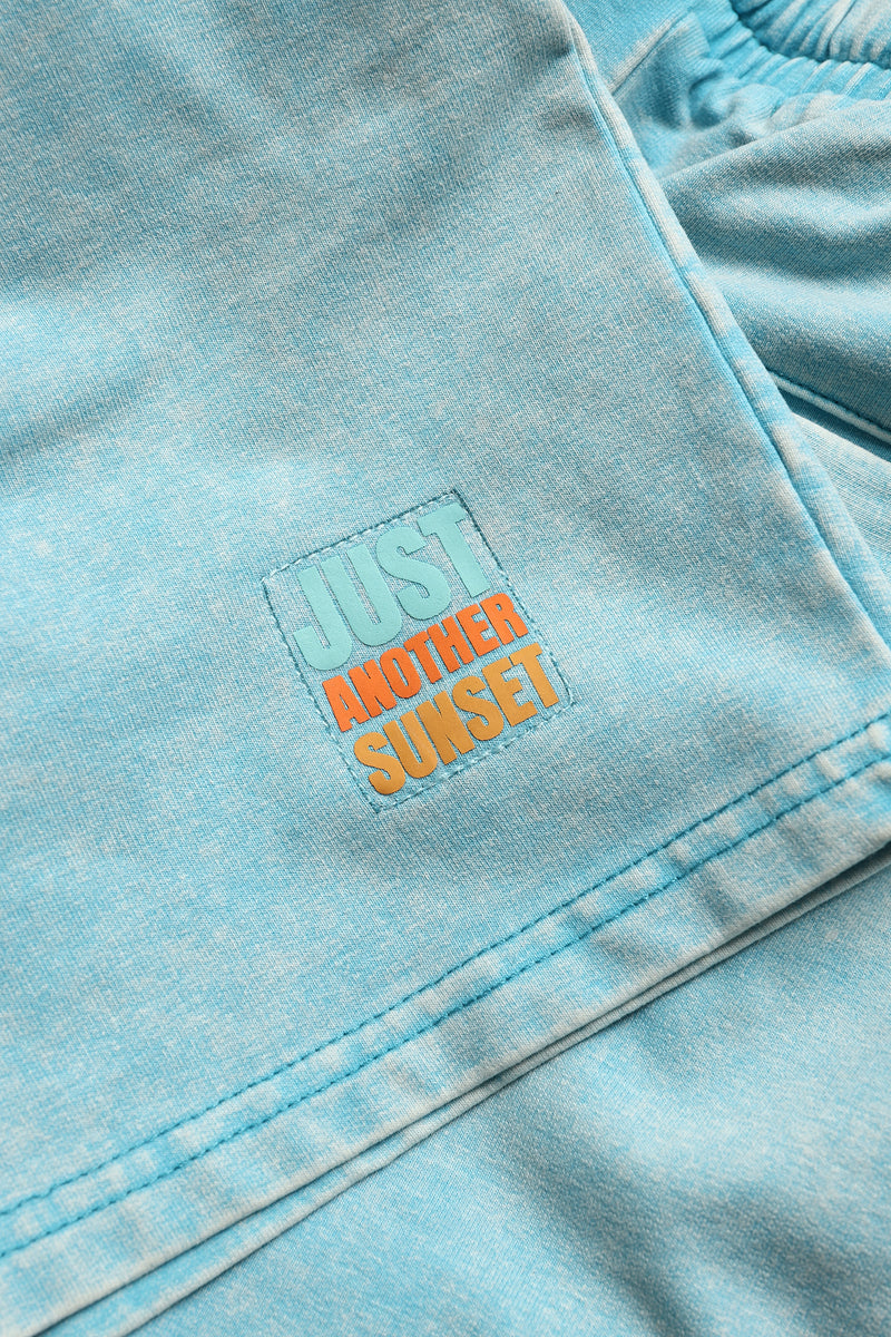 Oliver Light Blue